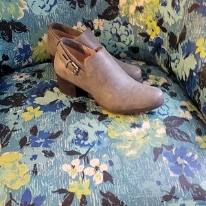 Naturalizer Campus Mid Grey Bootie